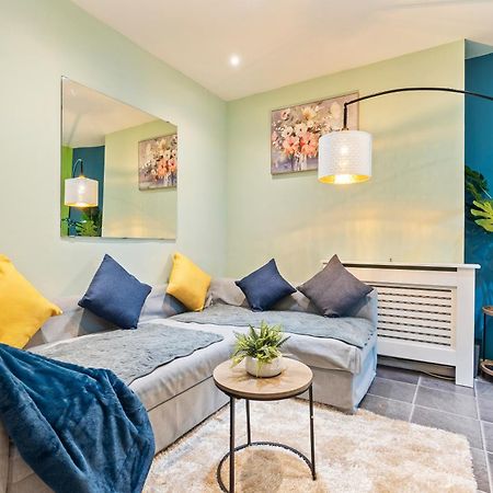 Comfy 4Br House Close To Subway لندن المظهر الخارجي الصورة