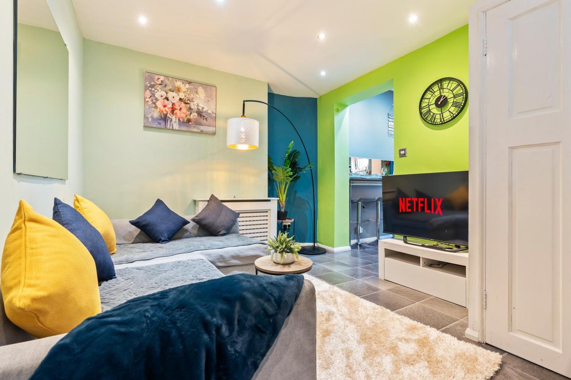 Comfy 4Br House Close To Subway لندن المظهر الخارجي الصورة
