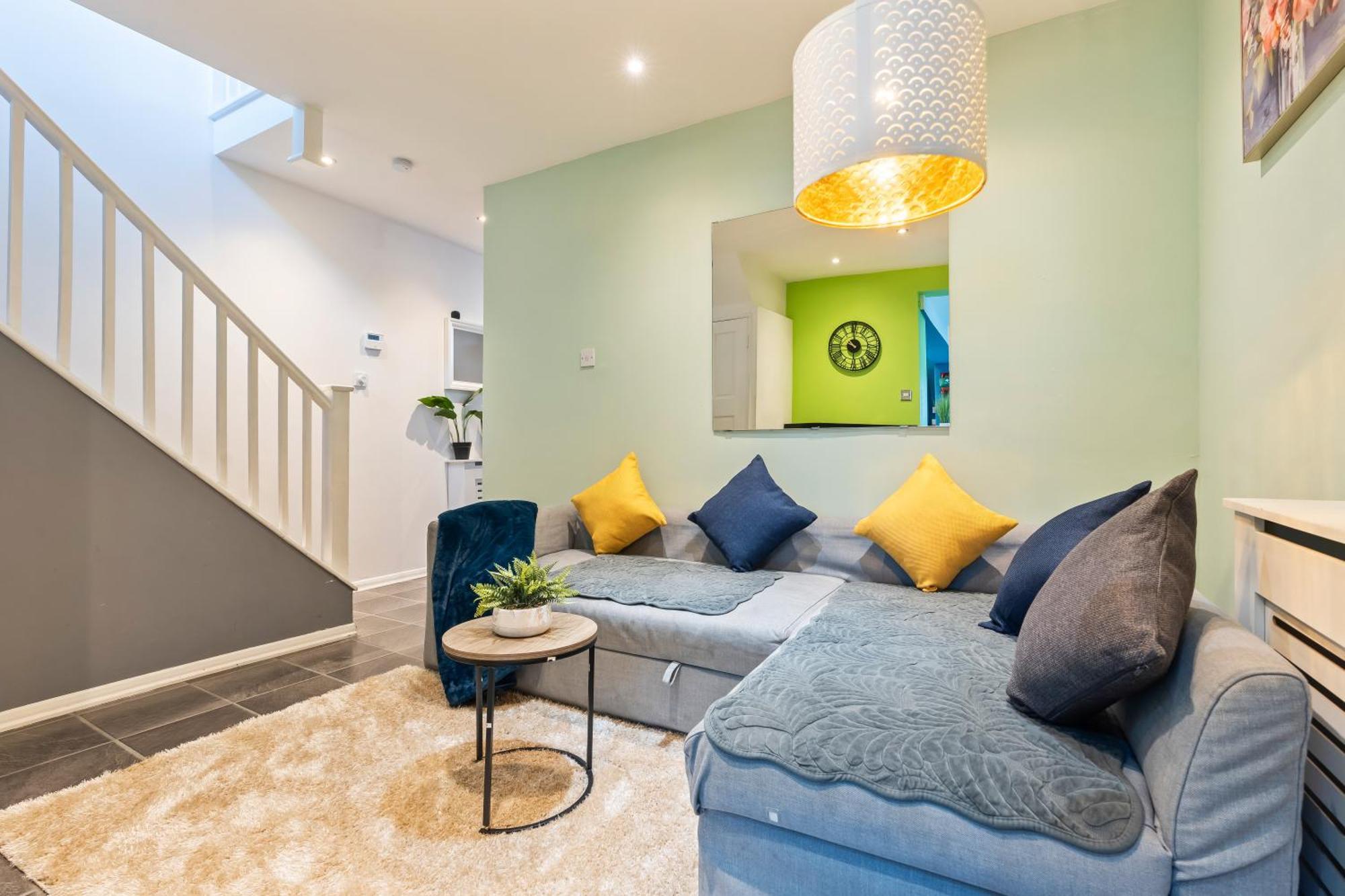 Comfy 4Br House Close To Subway لندن المظهر الخارجي الصورة