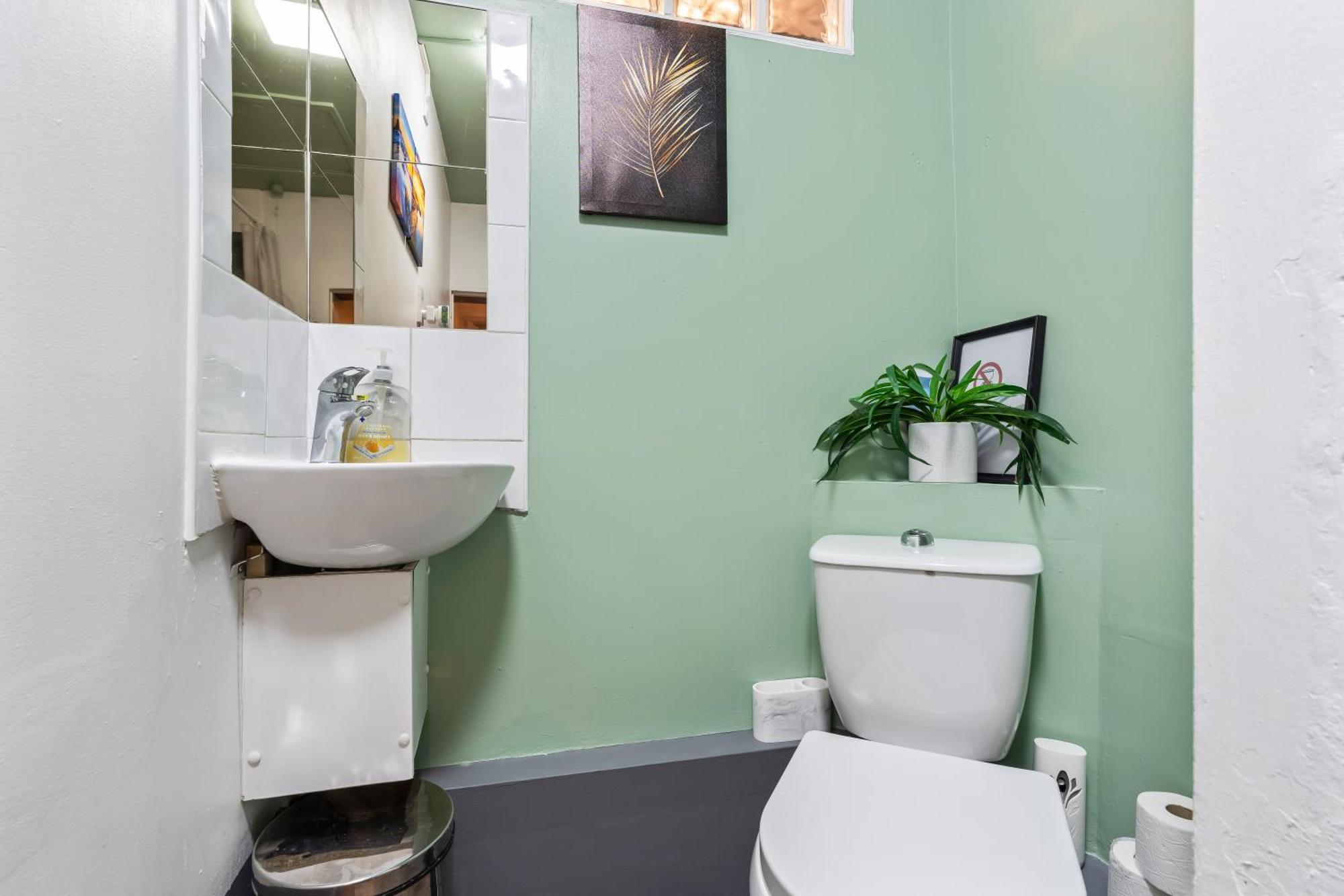 Comfy 4Br House Close To Subway لندن المظهر الخارجي الصورة