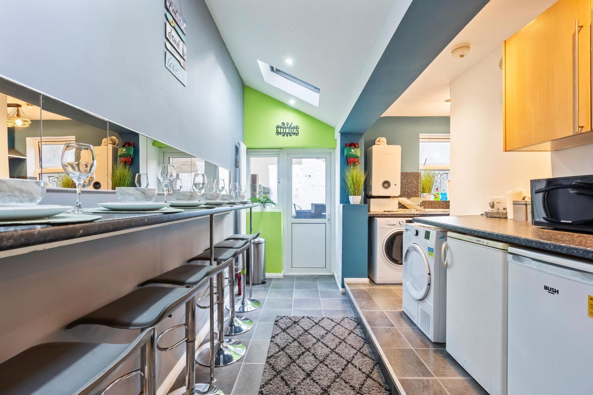 Comfy 4Br House Close To Subway لندن المظهر الخارجي الصورة