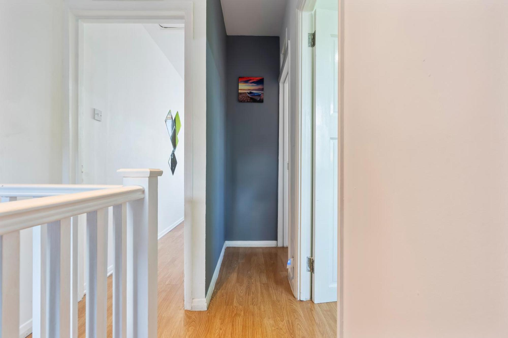 Comfy 4Br House Close To Subway لندن المظهر الخارجي الصورة